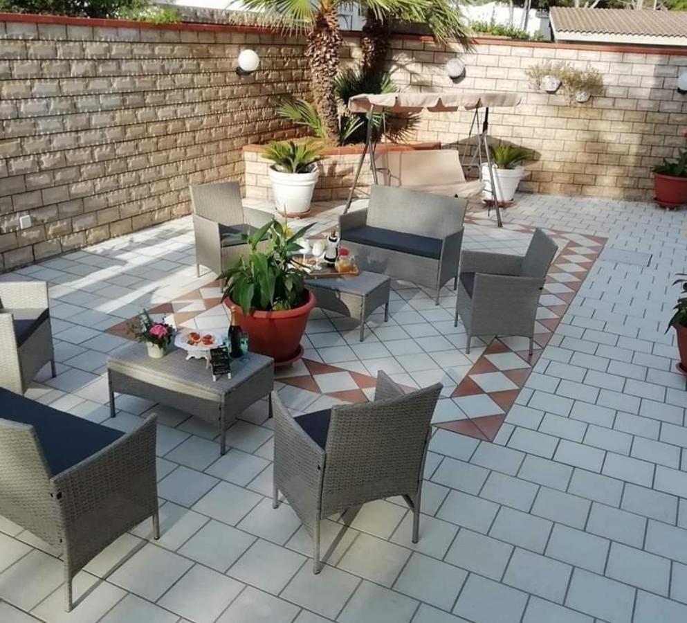 Dolcesosta B&B Marina Di Pulsano エクステリア 写真